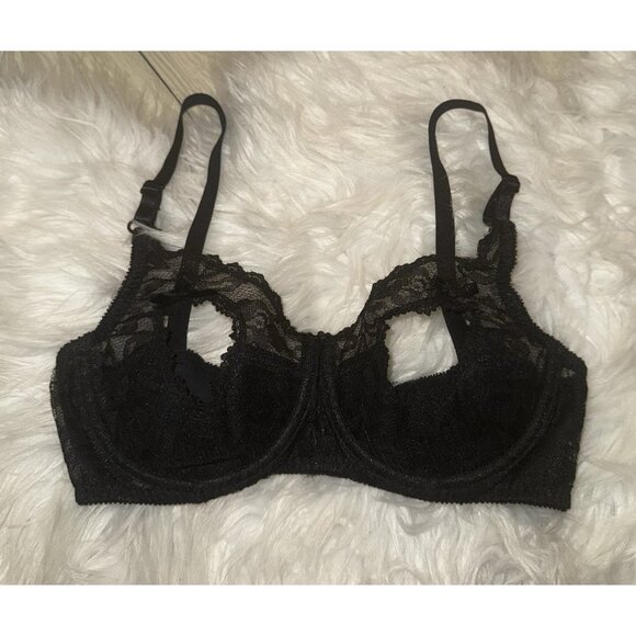 Fredericks of Hollywood Lace Peek A Boo Bra Open Nipple UW Womens 34 Black - Picture 2 of 6